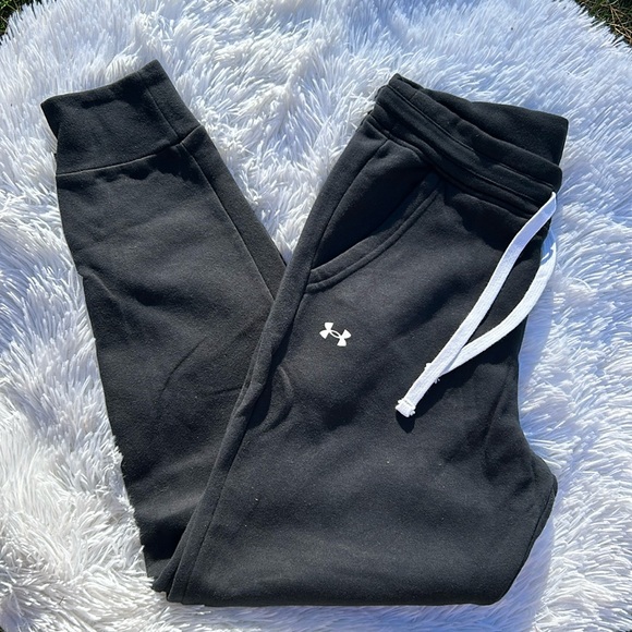 Under Armour Rival Fleece Women’s Joggers
Size Small Black with White Details - Picture 3 of 14
